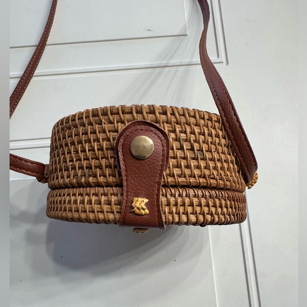 Wicker Picnic Basket Round Purse Crossbody Bag 7” Boho Cottagecore - Picture 2 of 6